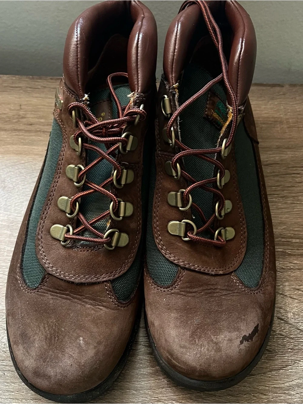 Timberland Boys Field Boot 6 Inch Waterproof Dark Brown Nubuck Green Size 6